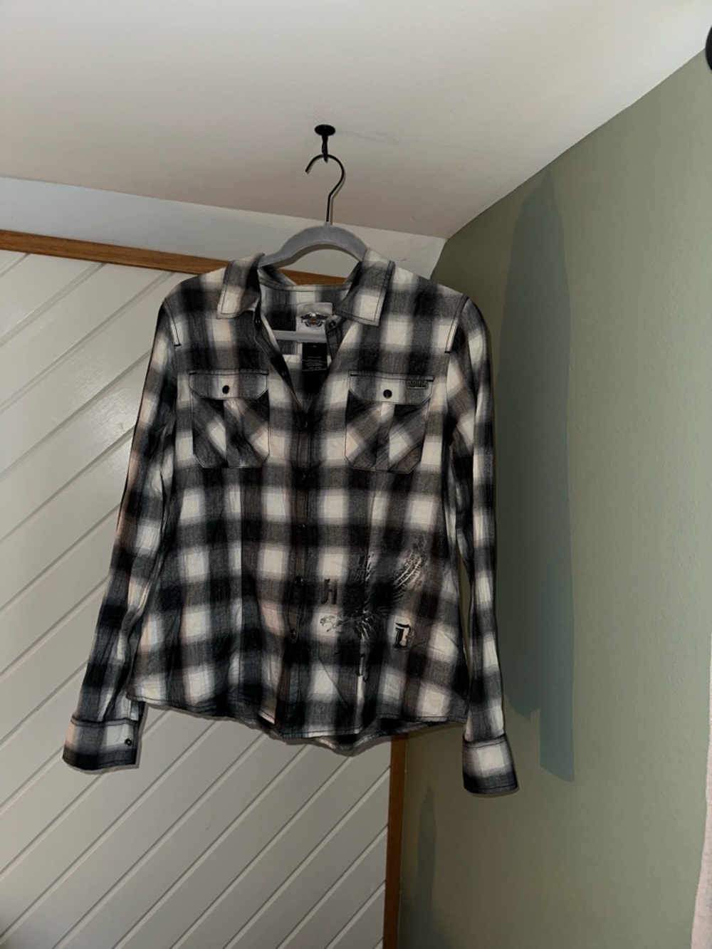 Harley-Davidson Black and White Plaid Shirt. Like new size medium